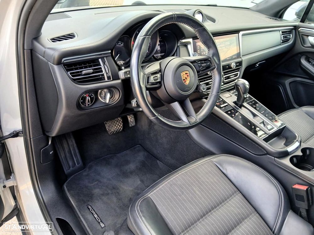 Porsche Macan T - 8