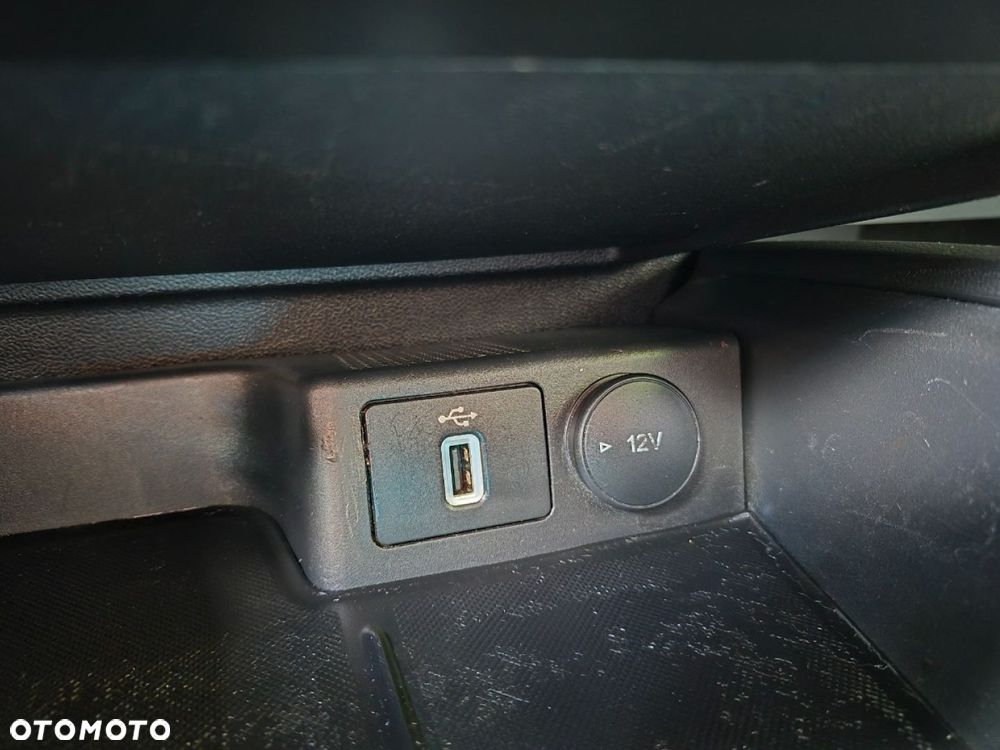 Ford Focus - 24