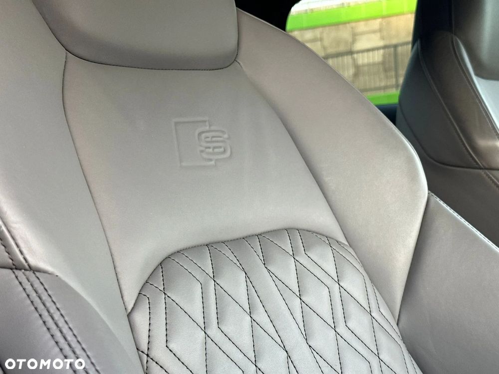 Audi S6 Limousine - 17