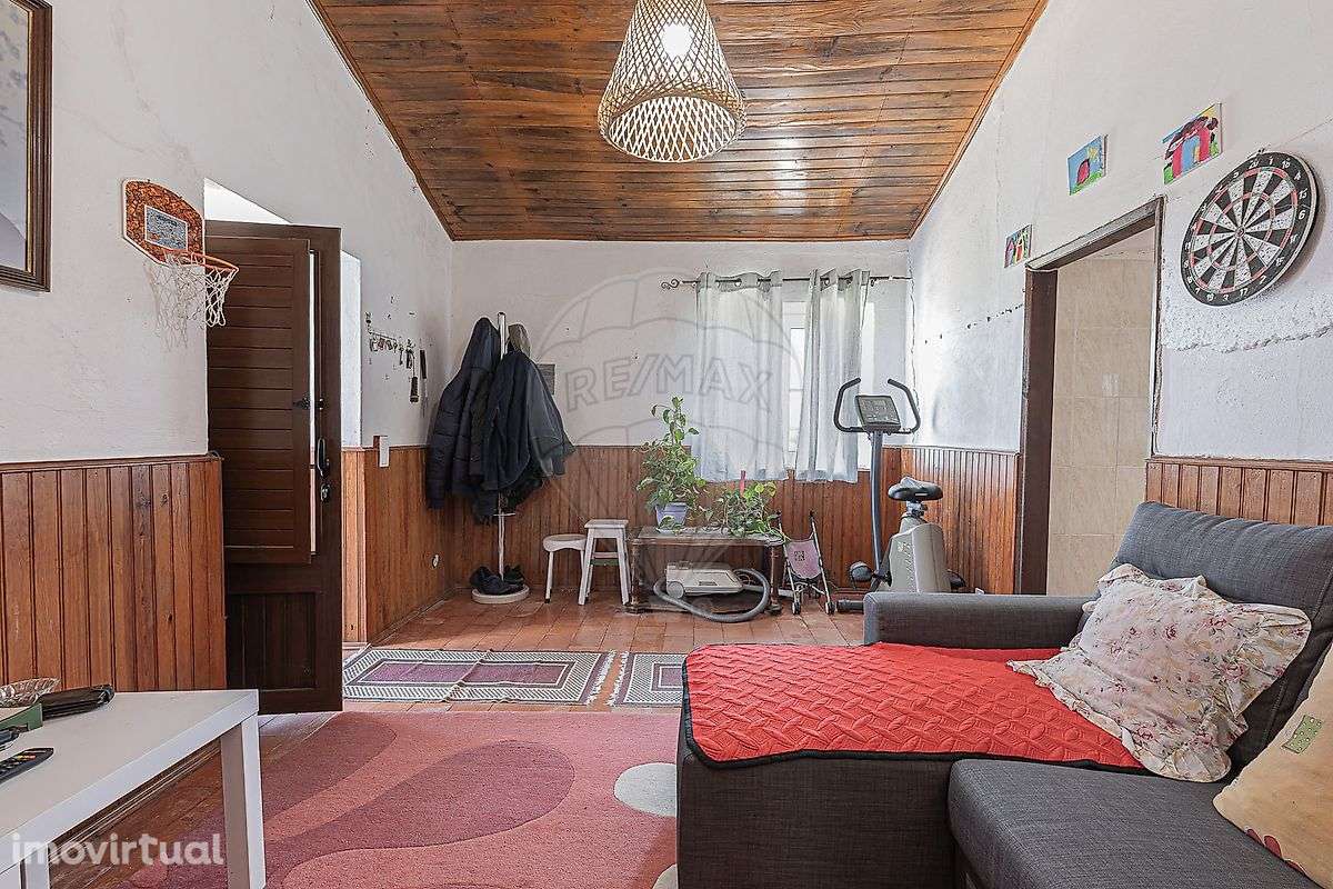 Moradia T2 para venda - Grande imagem: 2/25