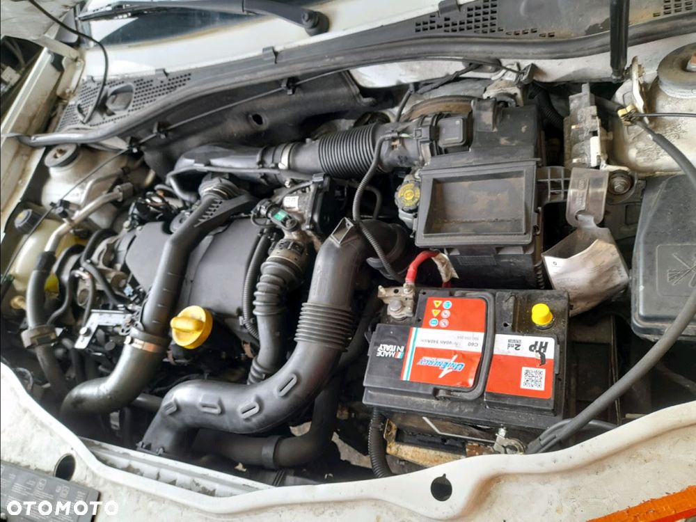 Dacia Duster dCi 110 FAP 4x2 Celebration - 6