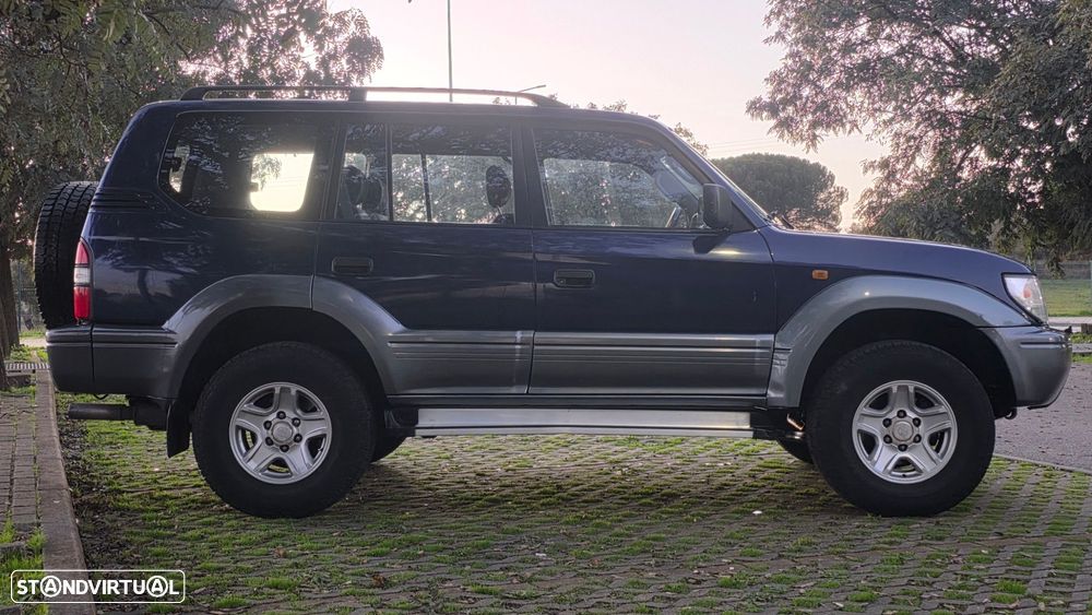 Toyota Land Cruiser 3.0 TD - 4