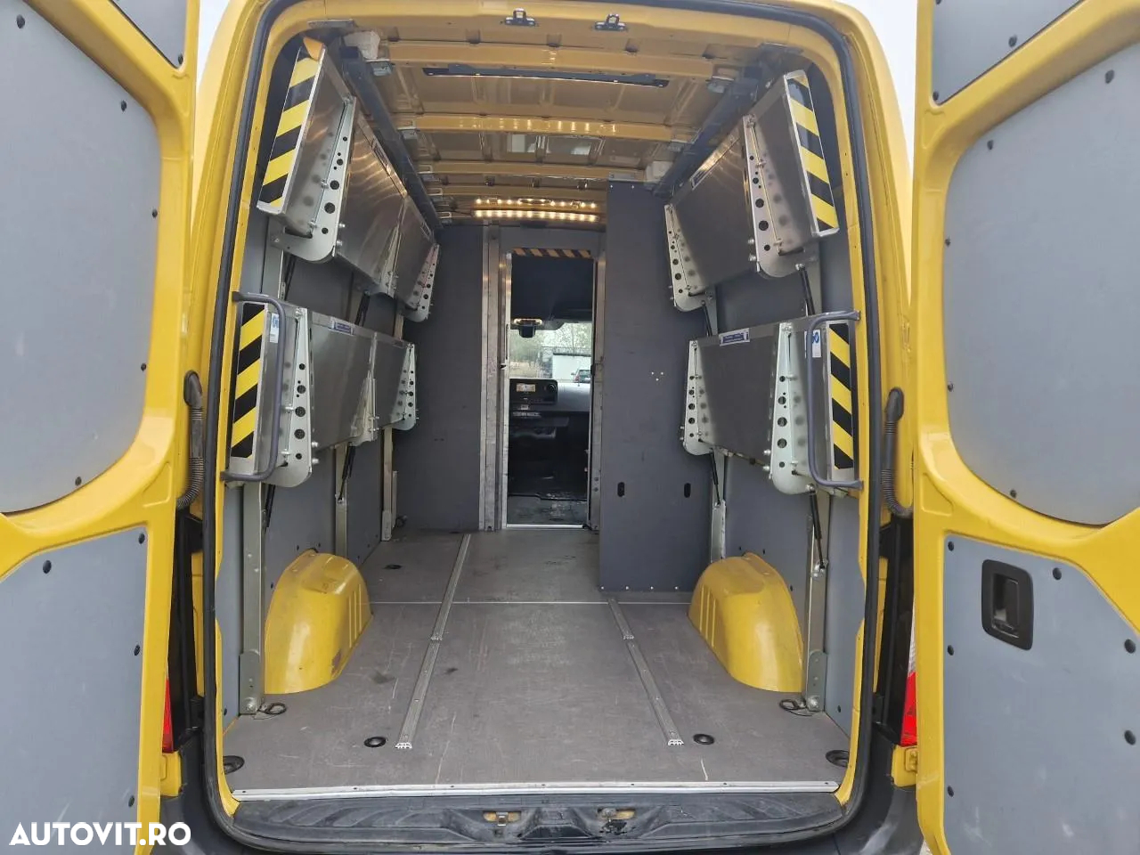 Mercedes-Benz BB FURGON - 4
