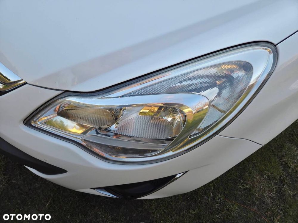 Opel Corsa - 12