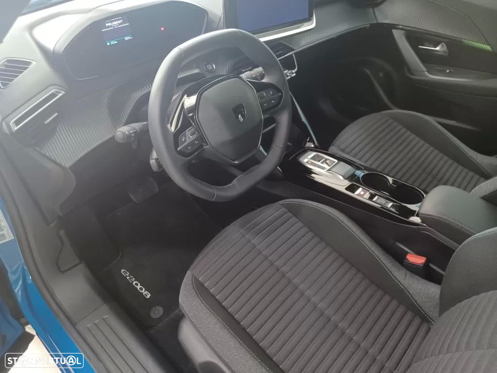 Peugeot e-2008 54 kWh Active - 13