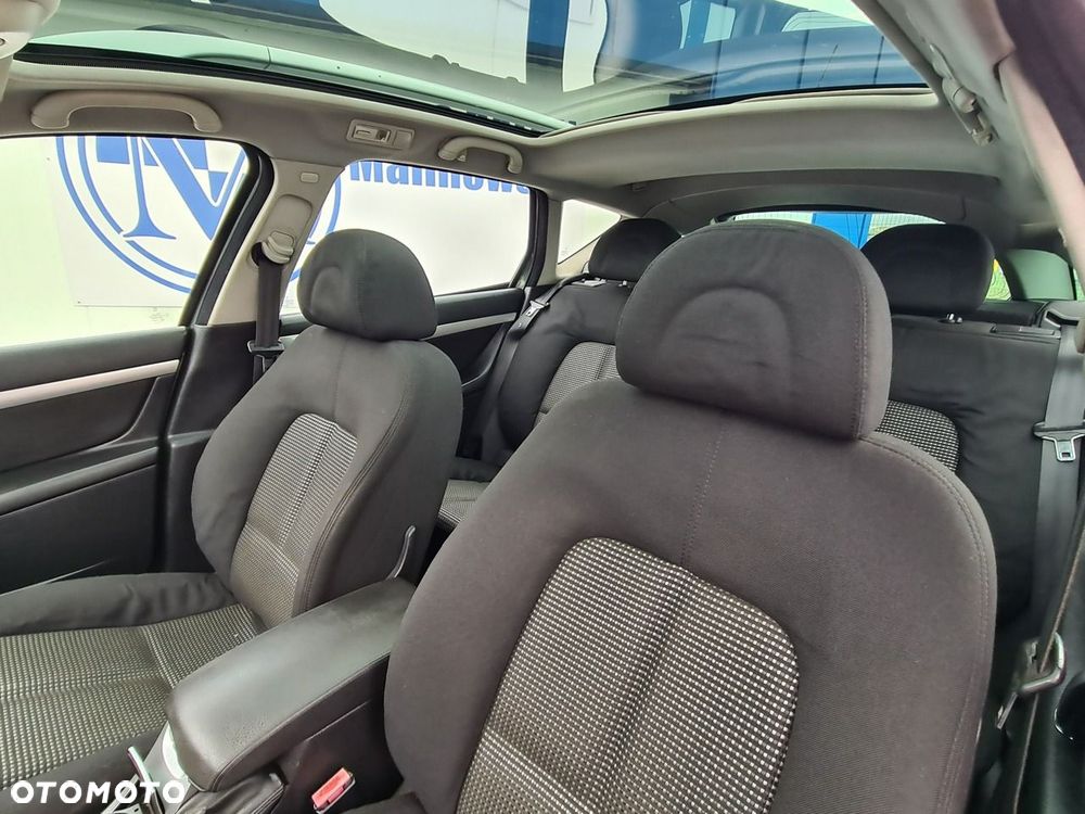 Peugeot 407 2.0 HDi Premium - 18