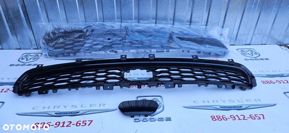 Dodge Durango III LIFT 2021-2026 Atrapa zderzaka Dolna kratka zderzaka Środkowa kratka Pod radar Bez radaru Zaślepka radaru - 1