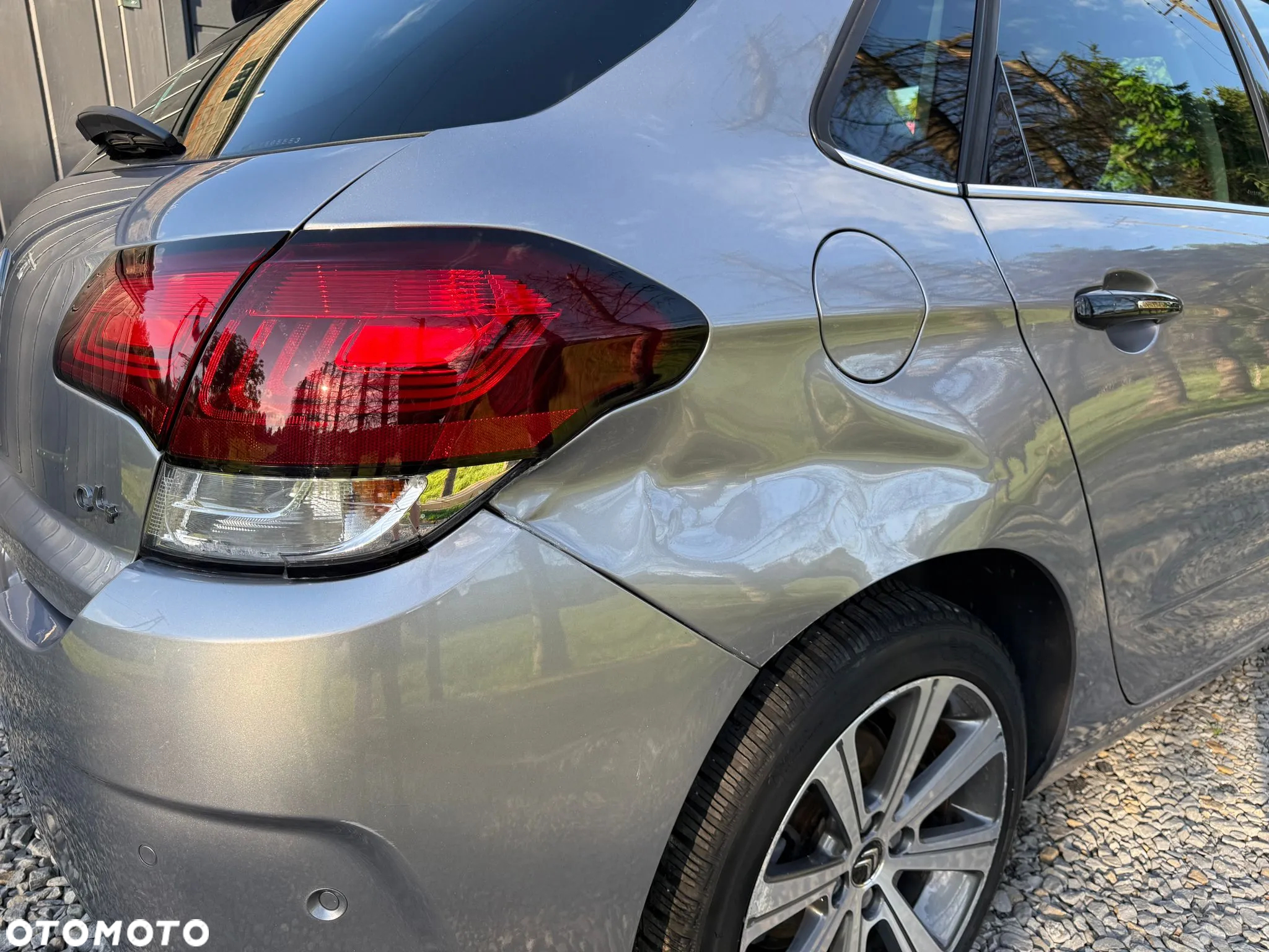 Citroën C4 PureTech 130 Stop & Start EAT6 Selection - 13