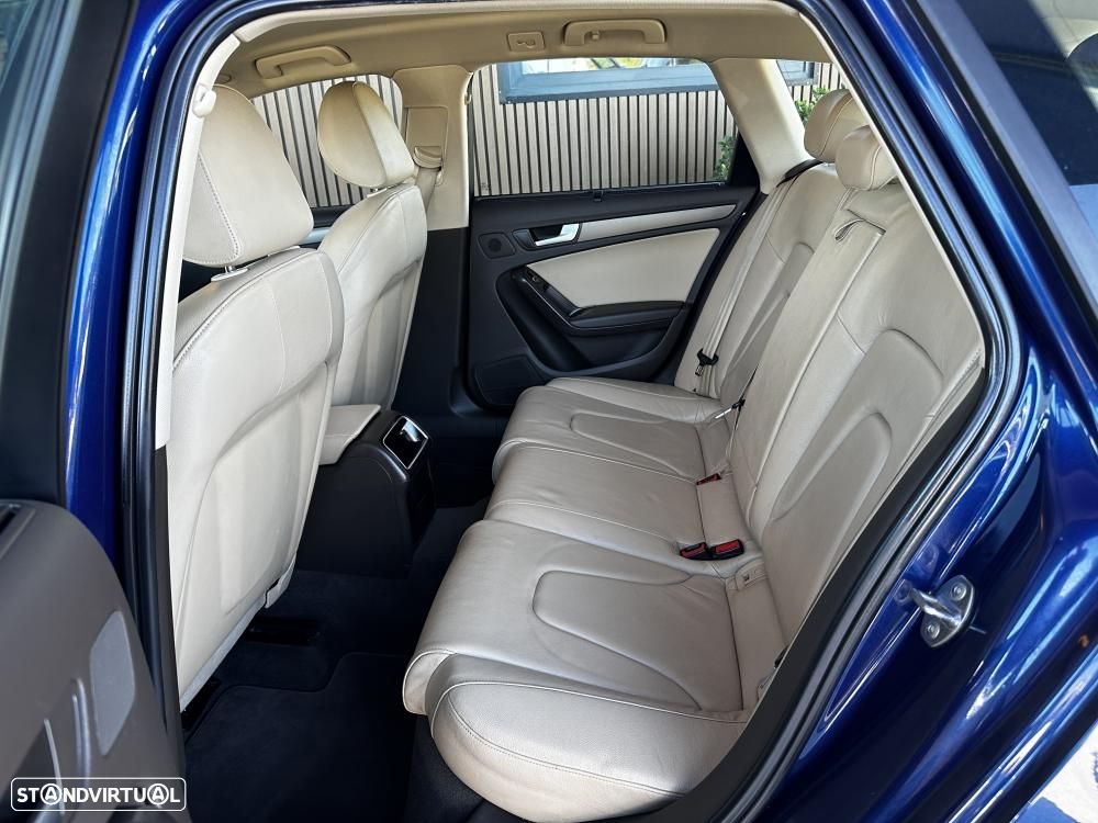 Audi A4 Avant 2.0 TDI Exclusive - 34