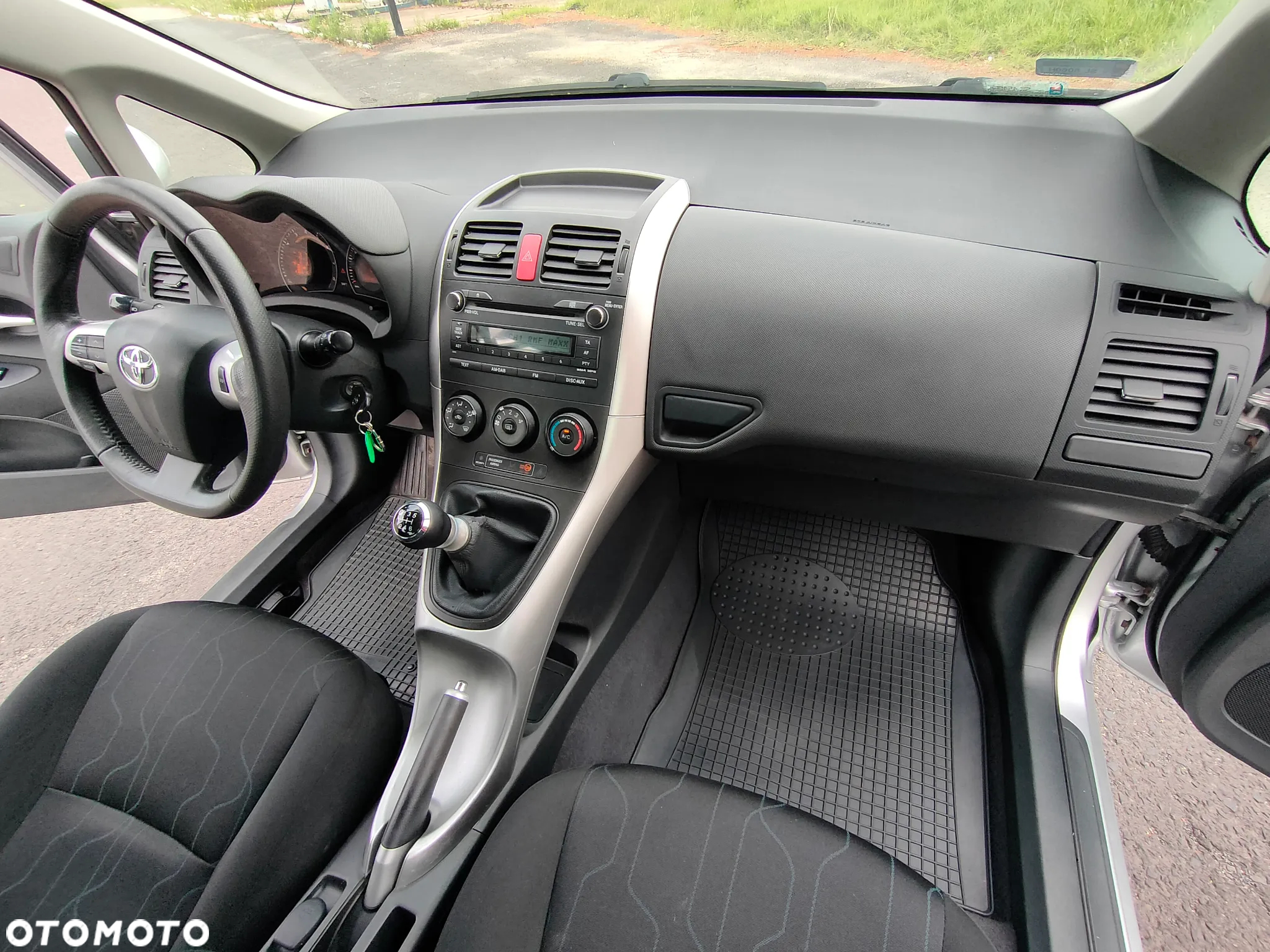 Toyota Auris 1.33 VVT-i Active - 13