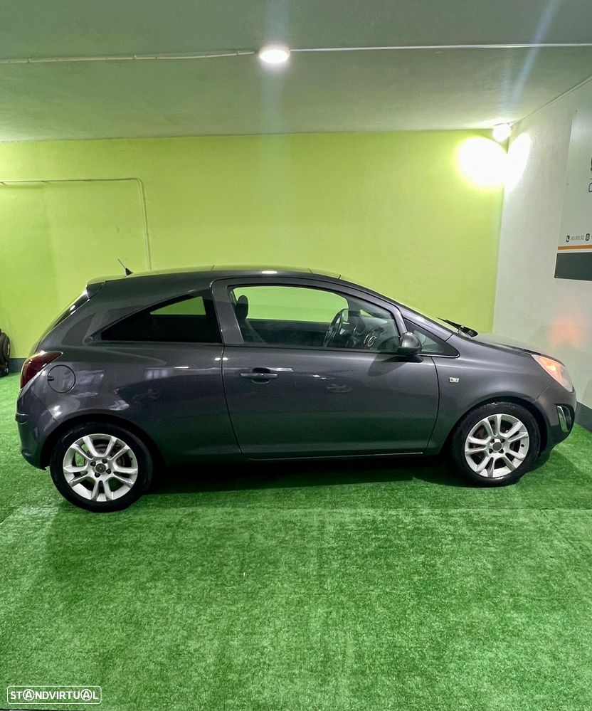 Opel Corsa 1.2 Black Edition - 7