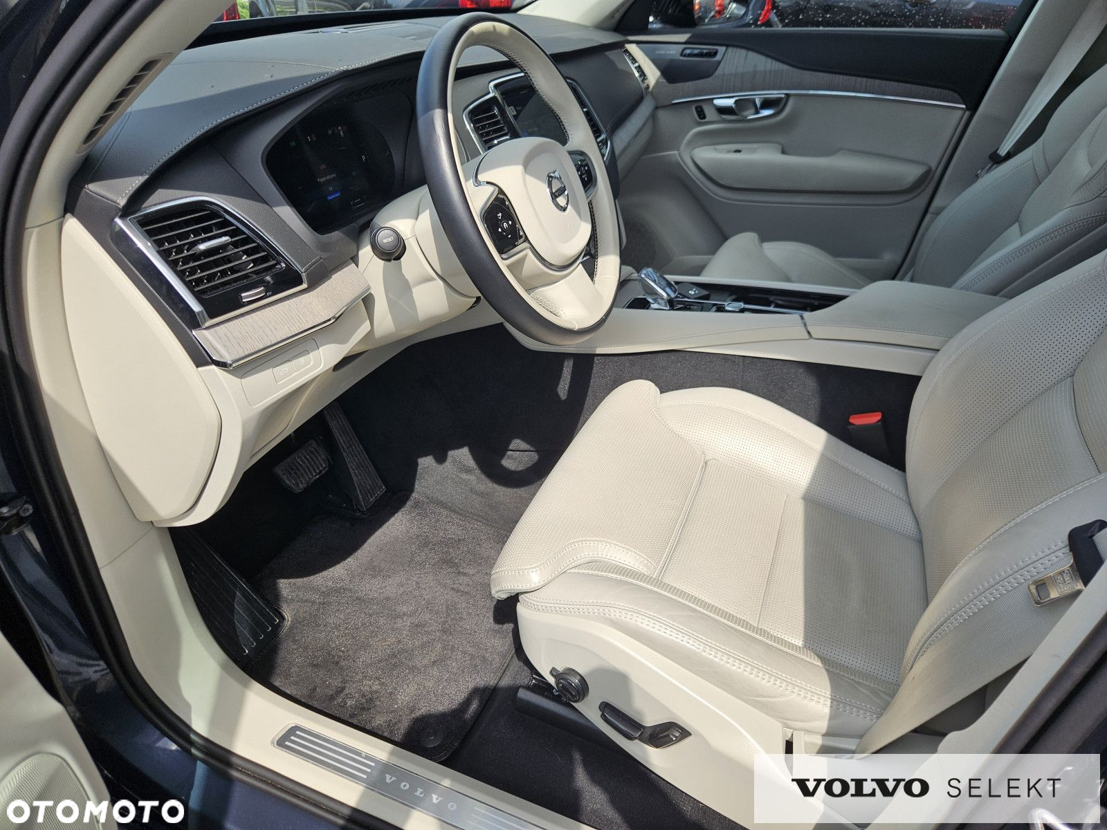 Volvo XC 90 - 12