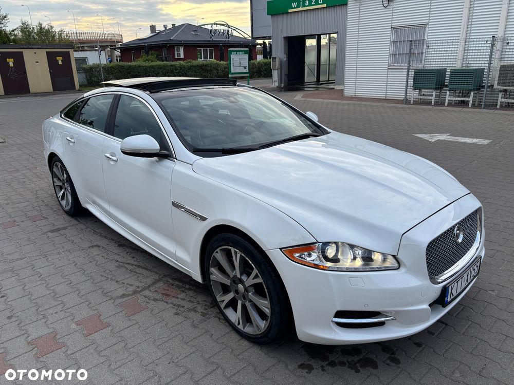 Jaguar XJ 3.0 T AWD R-Sport - 1
