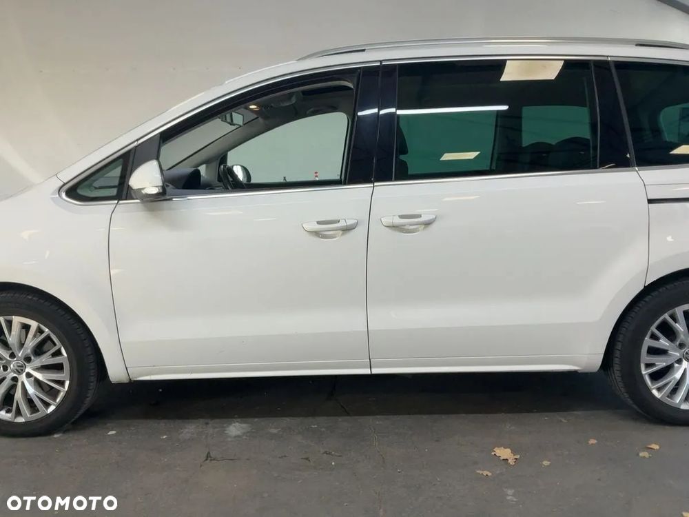 Volkswagen Sharan 2.0 TDI 4MOTION BlueMotion Technology Highline - 10