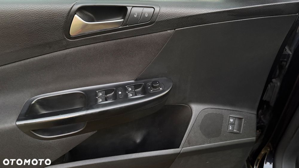 Volkswagen Passat 2.0 TDI Comfortline DSG - 25