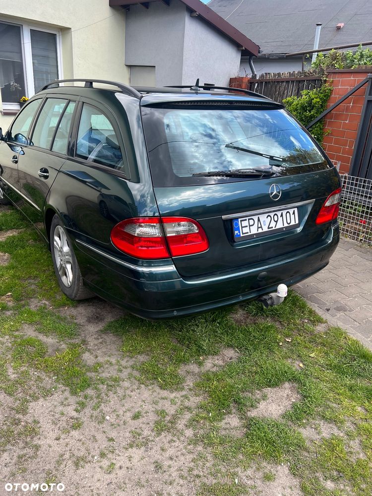 Mercedes-Benz Klasa E 220 CDI Avantgarde DPF - 4