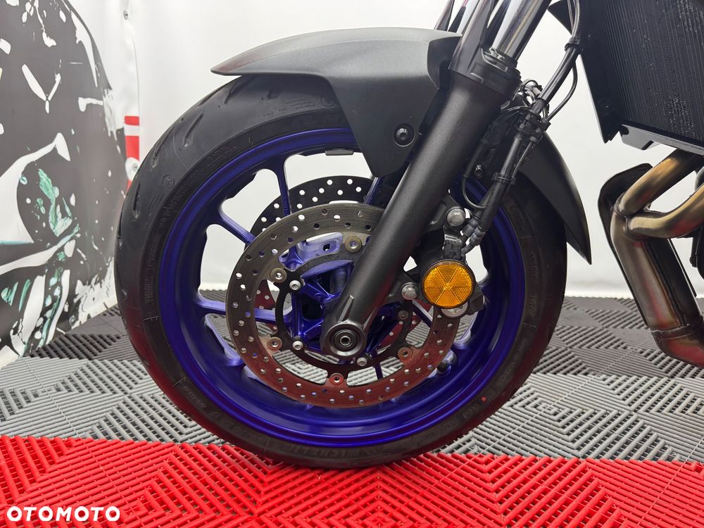 Yamaha MT - 9