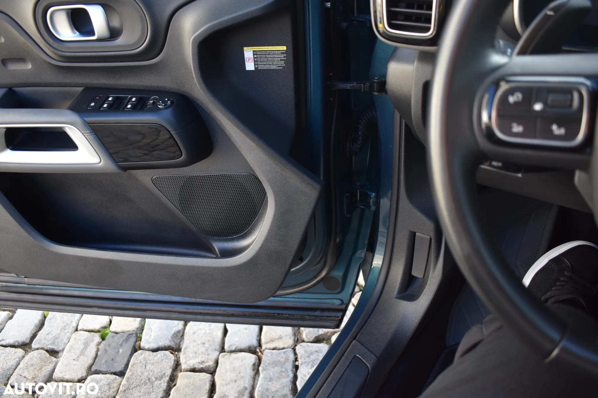 Citroën C5 Aircross 1.6 PHeV FWD 225 EAT8 Shine - 36