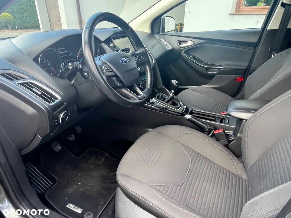 Ford Focus 1.5 EcoBoost Titanium - 20