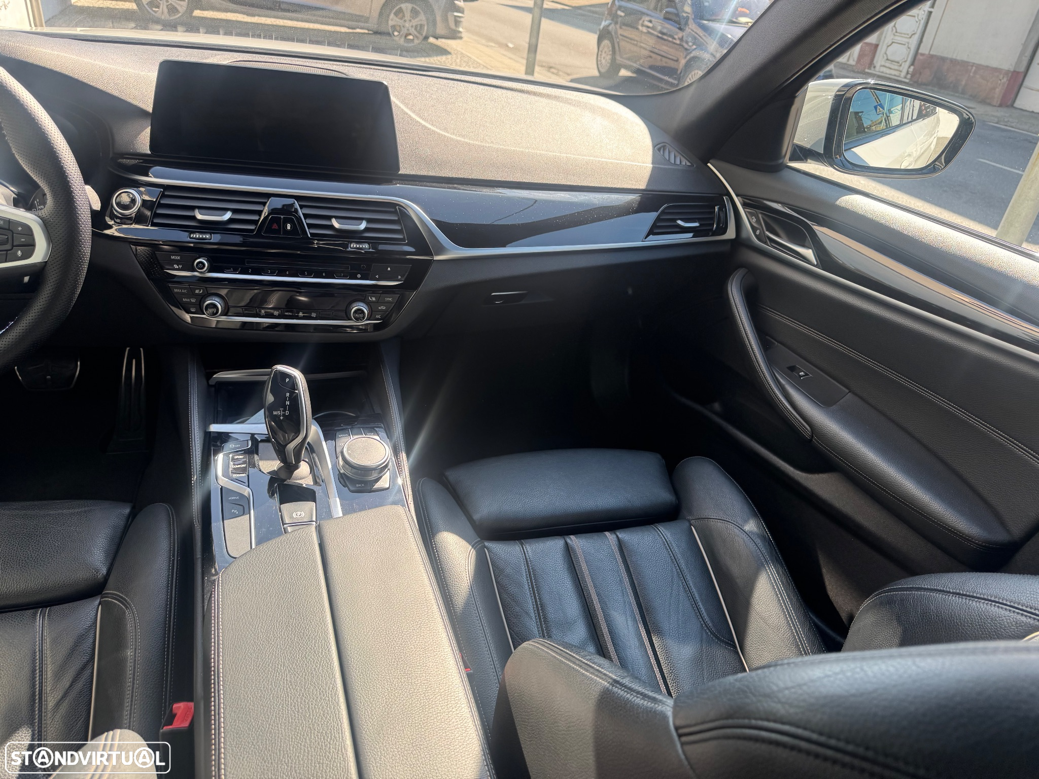 BMW 530 e iPerformance Pack M - 12