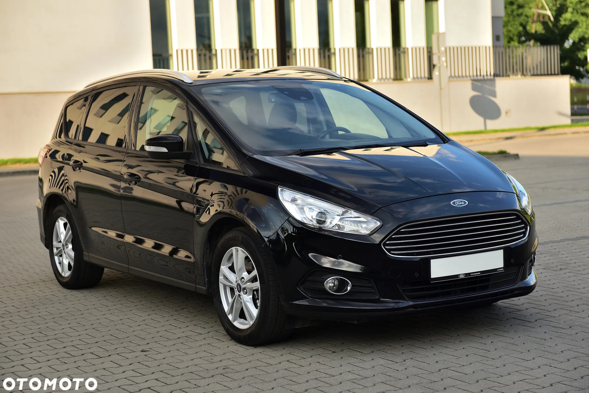 Ford S-Max 2.0 EcoBlue Titanium - 3