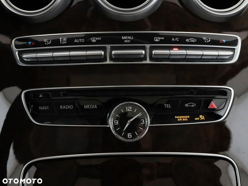 Mercedes-Benz Klasa C 300 7G-TRONIC Exclusive - 27