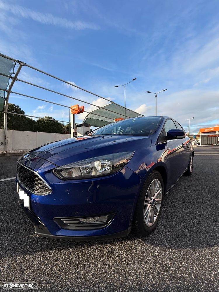 Ford Focus 1.0 EcoBoost 99g S&S Titanium - 4
