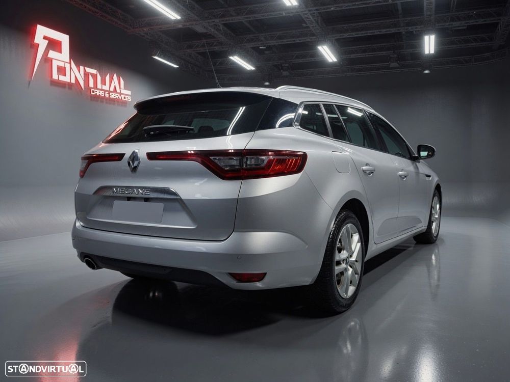 Renault Mégane Sport Tourer 1.5 dCi Zen ECO - 4