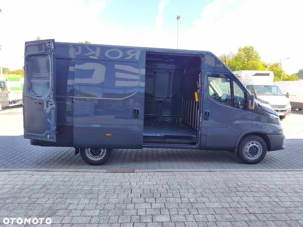 Iveco 35S18HV - 8