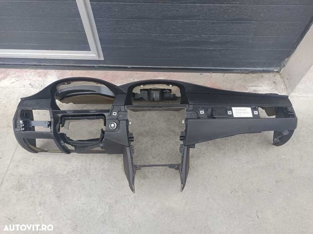 Plansa bord completa BMW Seria 5 E60/E61 - 1