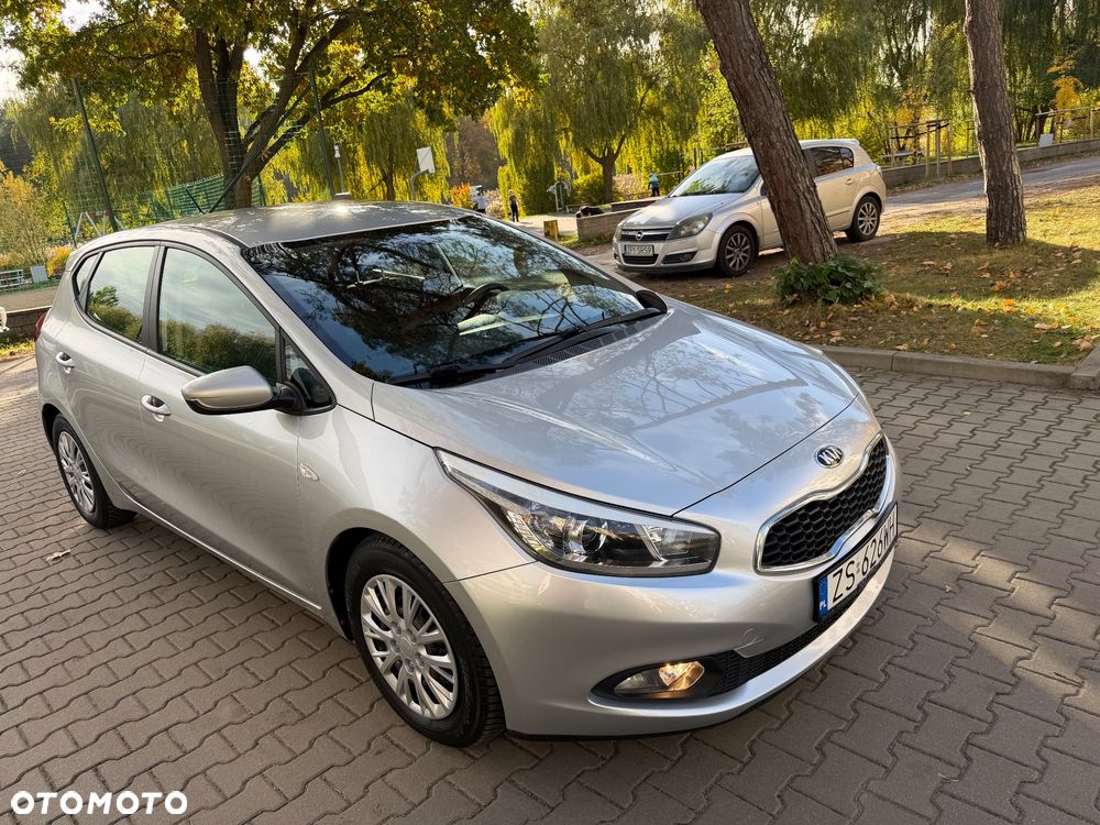 Kia Ceed - 6