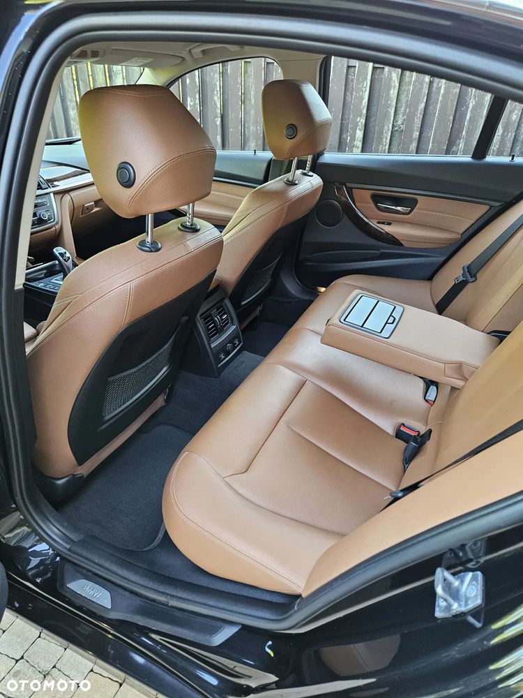 BMW Seria 3 335d xDrive Luxury Line - 2