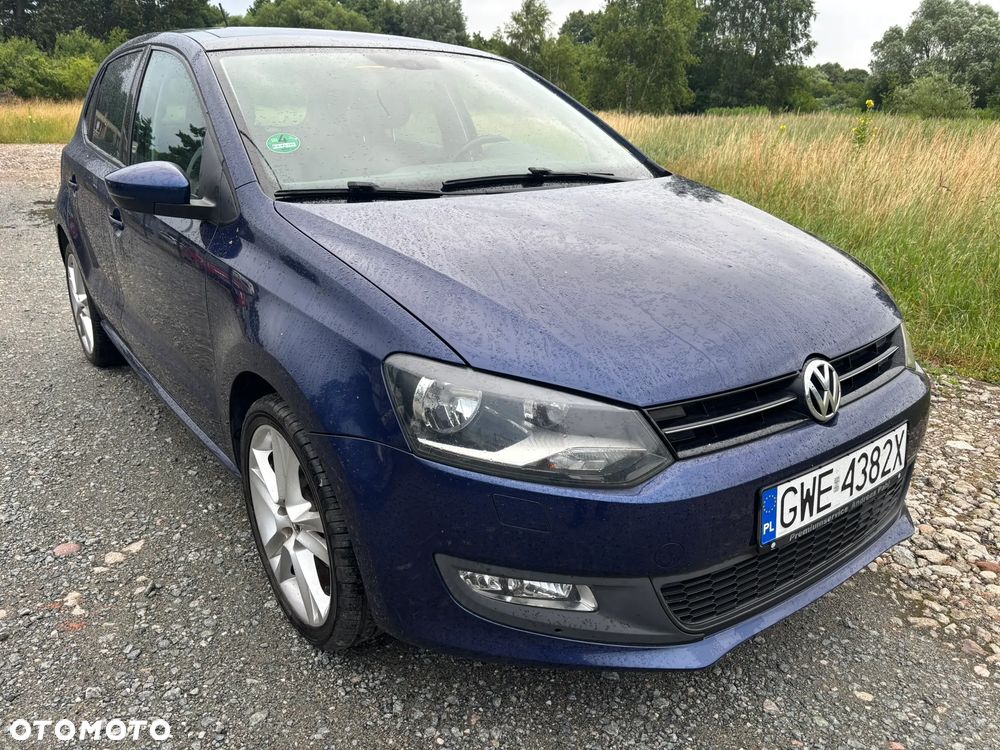 Volkswagen Polo 1.2 TSI MATCH - 1