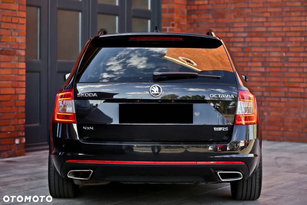 Skoda Octavia 2.0 TDI 4x4 RS Challenge DSG - 14
