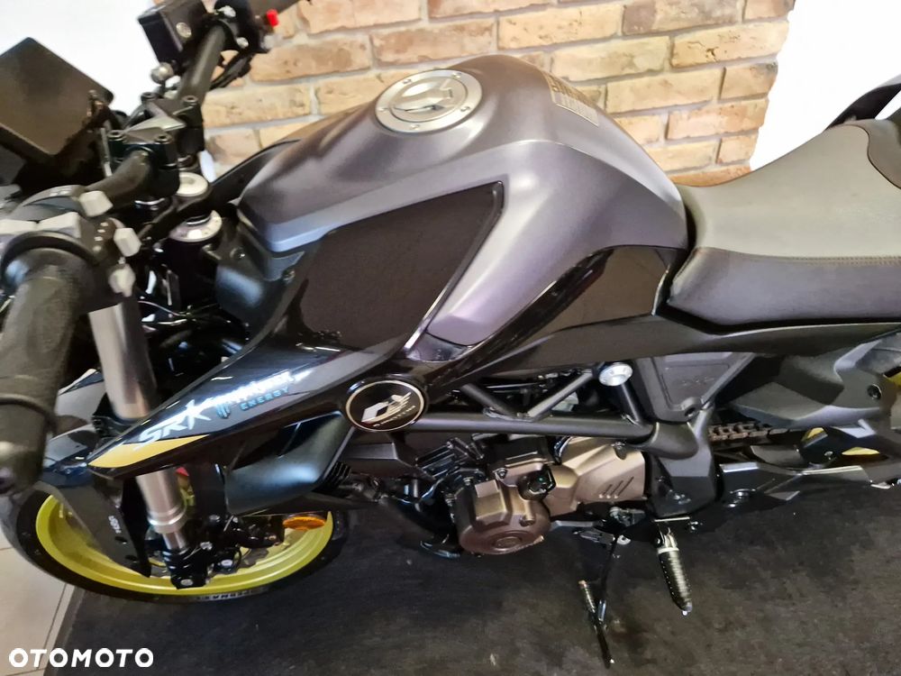 QJMOTOR SRK 700 - 14
