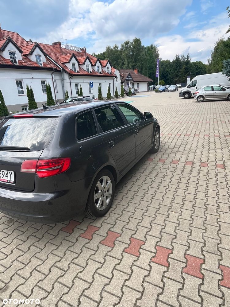 Audi A3 Sportback - 6