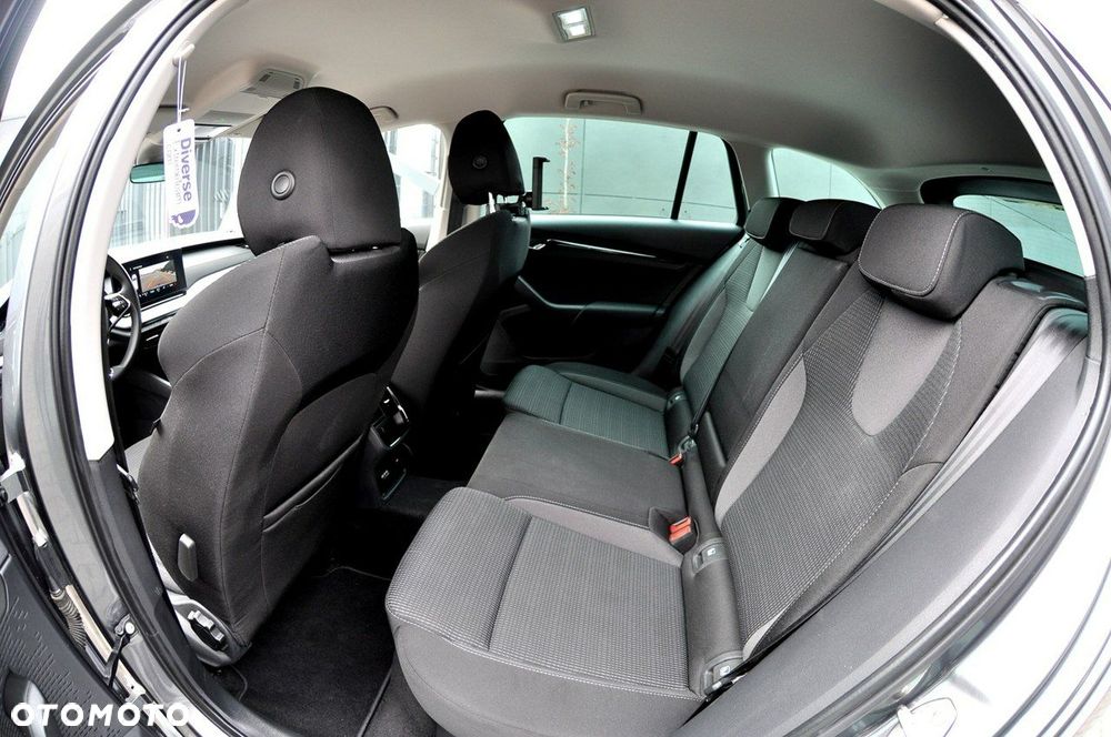 Skoda Octavia 1.0 TSI Active - 10