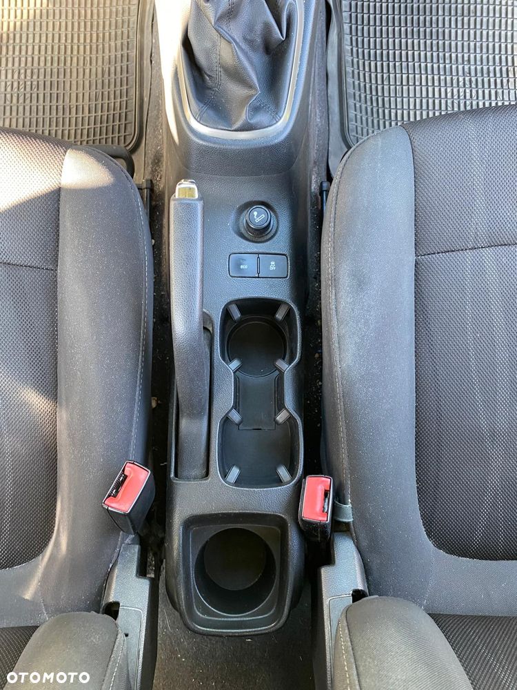 Chevrolet Aveo - 5