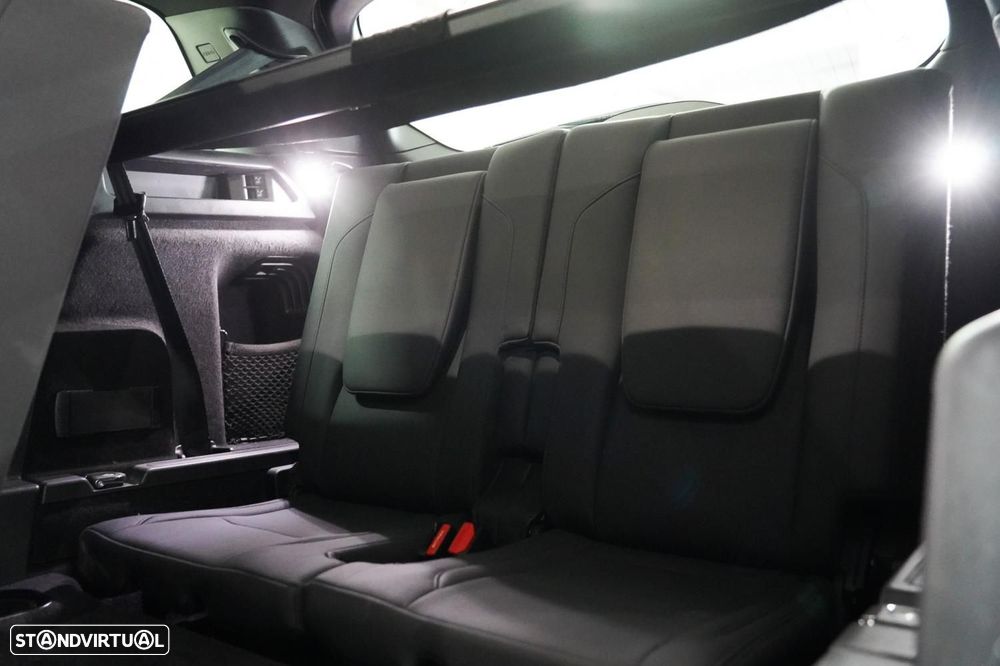 Land Rover Discovery Sport — fotografia 8
