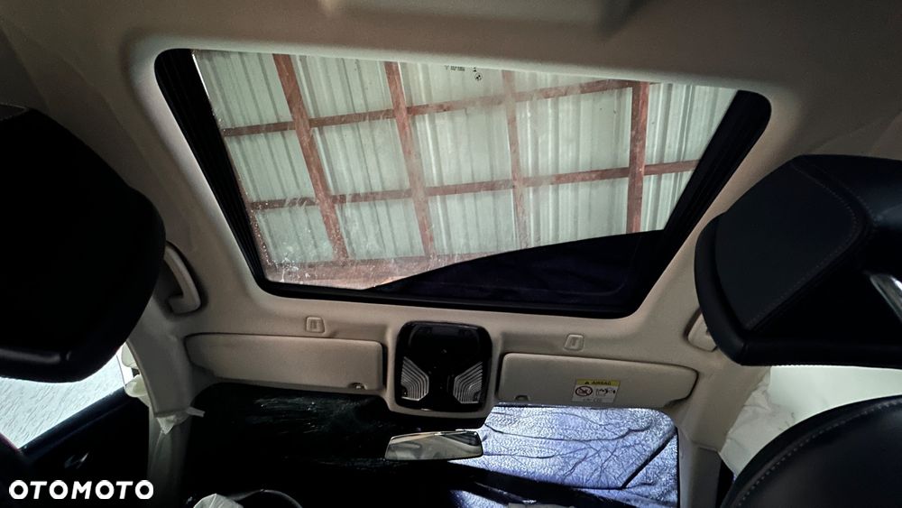 BMW Seria 5 530e xDrive Luxury Line sport - 12