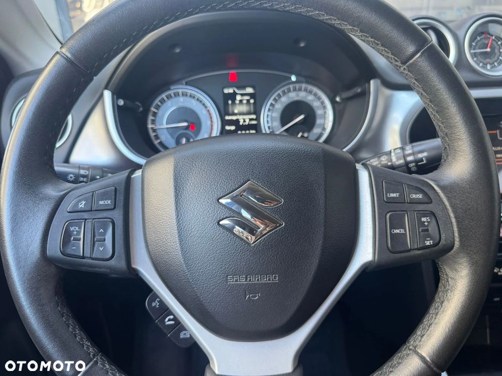 Suzuki Vitara 1.0 Boosterjet Premium 2WD - 7