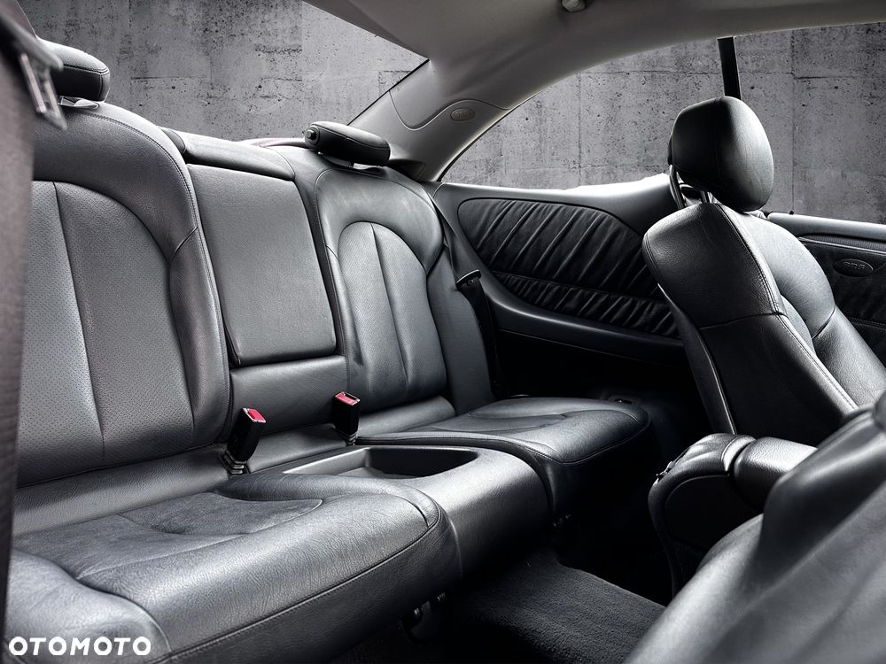 Mercedes-Benz CLK Coupe 200 Kompressor Automatik Avantgarde - 17