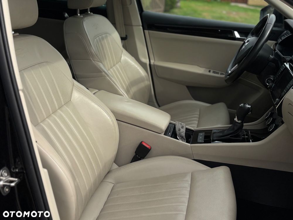 Skoda Superb 2.0 TDI 4x4 DSG L&K - 25