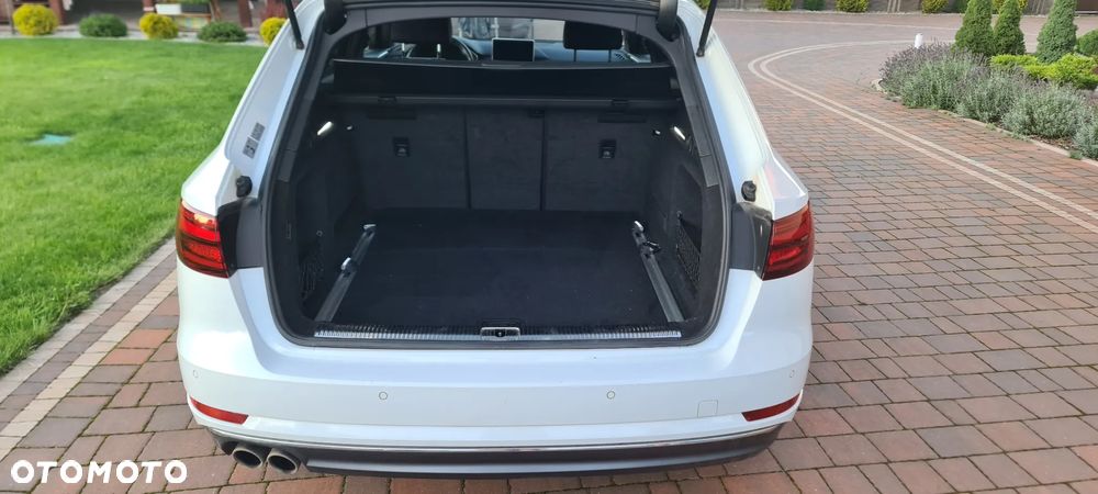 Audi A4 Avant - 6