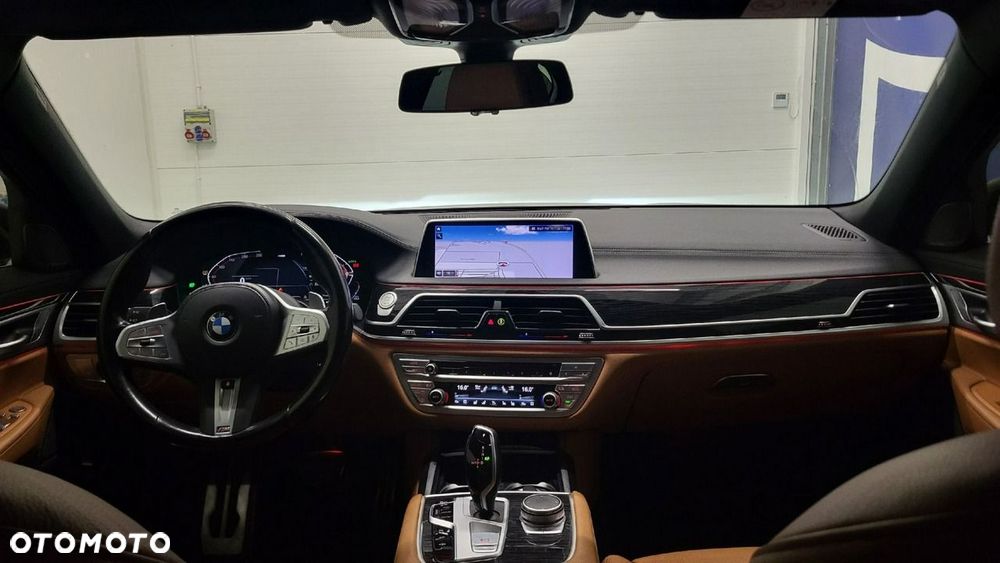 BMW Seria 7 - 17
