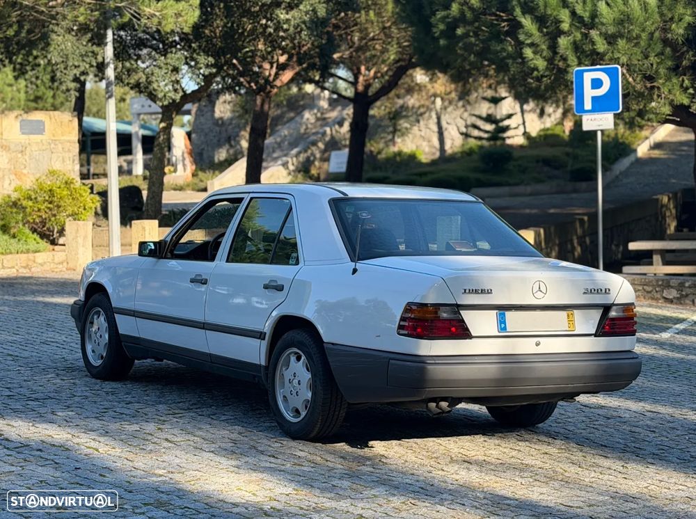 Mercedes-Benz W124 (1984-1997) 300 D Turbo - 3