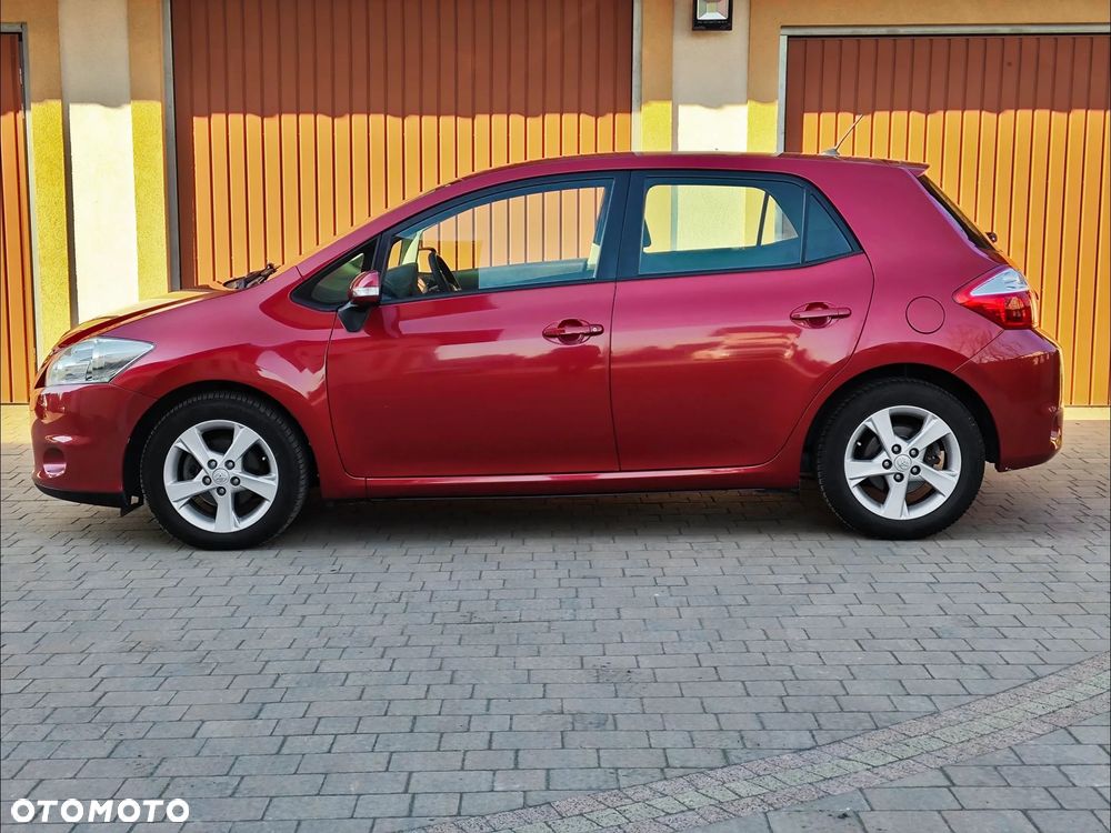 Toyota Auris 1.6 Life+ - 9