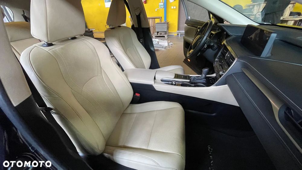 Lexus RX 450h L Business Edition + - 14