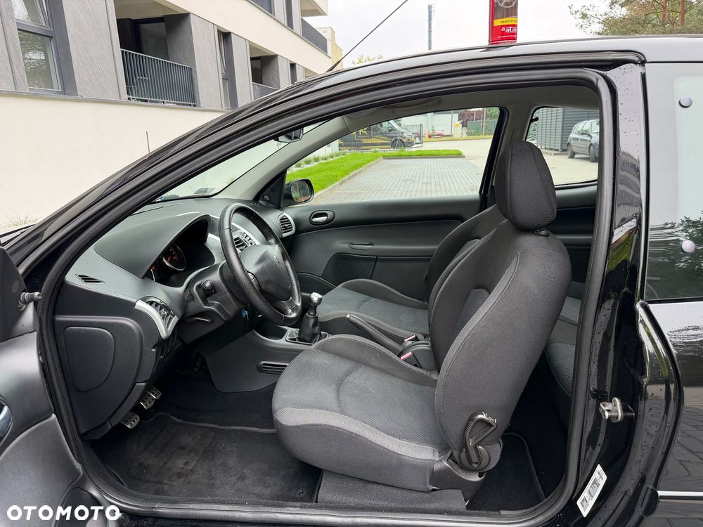 Peugeot 206 plus 1.1 Presence Euro5 - 8