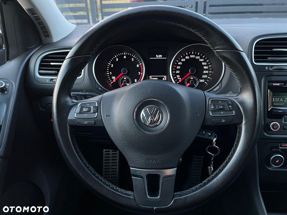 Volkswagen Golf 1.4 TSI Style - 30